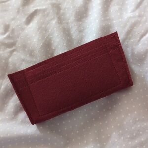 ZOOMONI | Chanel WOC Berry Burgundy Insert Liner